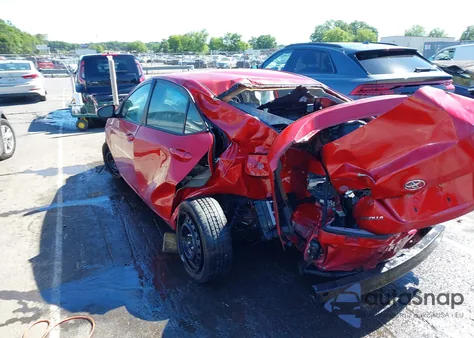 2016 Toyota Corolla Le from USA, damaged, VIN 2T1BURHE9GC614353